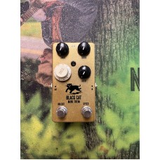 Pre-Owned Black Cat Mini-Trem Tremolo/Clean Boost
