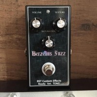 RST Custom Effects Berzelius Fuzz